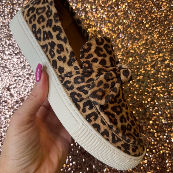 EUC Leopard Print Women's Slip-On Sneakers - Picture 2 of 3